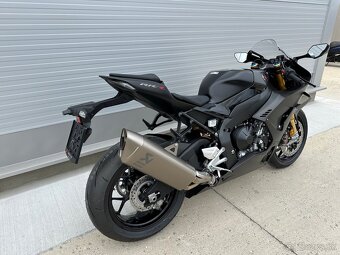 Honda CBR 1000 RR-R SP Carbon Edition 031/300 - 3