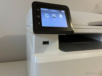 Multifunkčná farebná laserová tlačiareň HPColor LaserJet Pro - 3