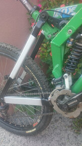 DH 2x Specialized big hit 3 fox, x9 479eur. Orange sub5 bomb - 3