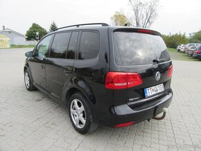 Volkswagen Touran 2.0 TDI Highline DSG 7miest - 3