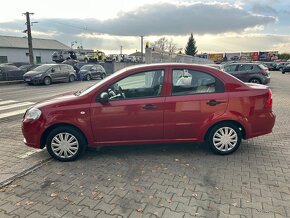 Chevrolet Aveo 1.4 16v Star - 3