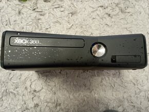 XBOX 360 SLIM 4GB - 3