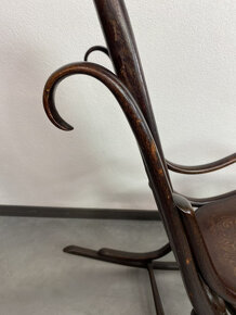 Hojdacie kreslo Thonet no 7022 ,menší model s potlačeným sed - 3