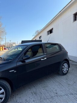 Alfa Romeo 147 1.9JTDm - 3