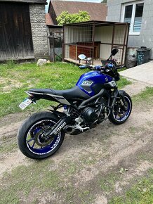 Yamaha MT09 - 3