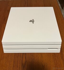 Playstation 4 Pro 1TB, 2 Joysticky (PS4) - 3