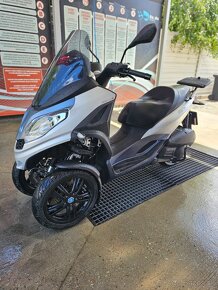 Piaggio MP3 300 HPE sport, ročník 2021 - 3