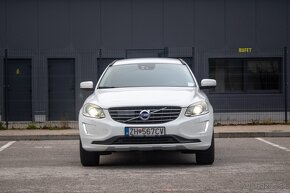 Volvo XC60 D4 2.0L Drive-E Momentum - 3