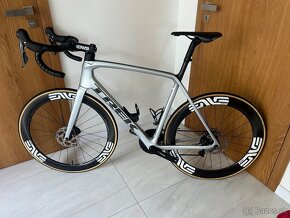 Predám Trek Emonda, Sl5, TOP stav, 2022, 58 Velkost, ENVE - 3