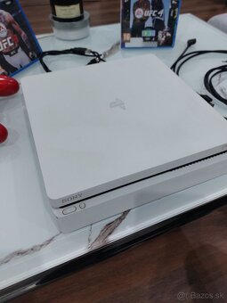 Predám PS4 slim, 500G - 3