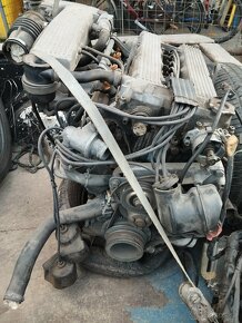 Motor 2.Twinspark Alfa Romeo 75 - 3