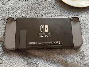 Nintendo switch grey - 3