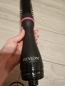 Teplovzdušná užšia kefa Revlon - 3