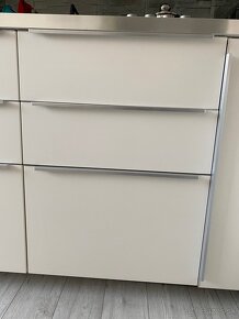 Uchytky ikea 60cm 12ks, 80cm 1ks - 3