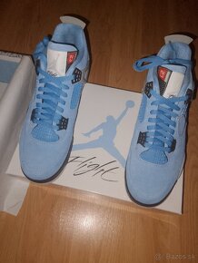 Air Jordan 4 Retro University Blue - 3