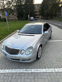 Mercedes-Benz E320 W211 - 3