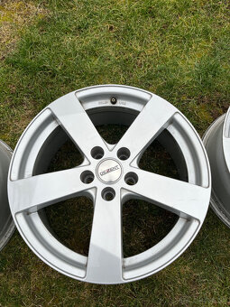 Disky R18 5x114,3 - 3