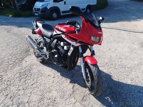 Yamaha FZS 600 Fazer - 3