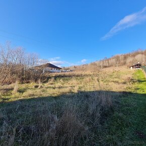 RÝCHLY PREDAJ ZA ZNÍŽENÚ CENU POZEMOK BEŇUŠ HOREHRONIE 1100M - 3