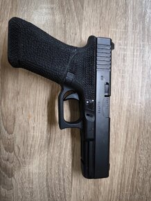 Glock 17 gen 3 - 3