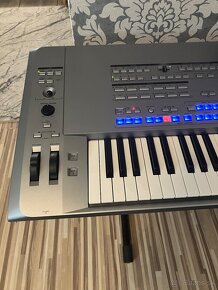 Yamaha Tyros5 - 3