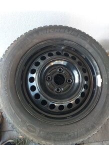 Zimne pneu.na diskoch 175/65R15 - 3