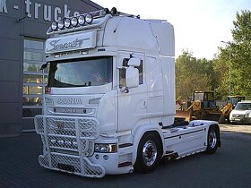 SCANIA R580 V8 TOPLINE-STREAMLINE 2015 - 3