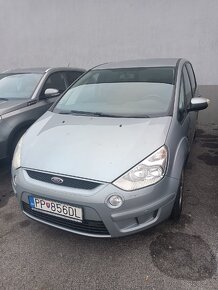 Ford S Max na opravu - 3