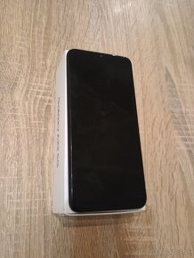 Samsung A22, Motorola e04 - 3