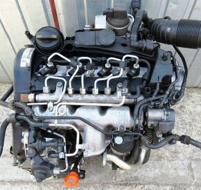 Predam motor 2.0 tdi cr - 3