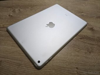 Ipad 9 256gb jediny problem nejde otlacok prsta ktory nieje - 3