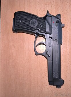 UMAREX -Beretta MOD.92 FS BLK - 3