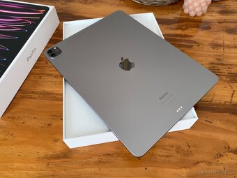 Apple iPad Pro 12.9 (6 generácia) M2 512GB WI-FI - 3