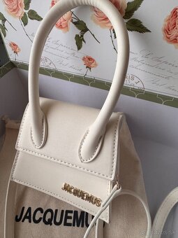 Jacquemus kabelka biela s dustbagom - 3