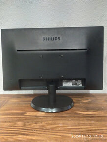 Monitor Philips 223V5L - 3