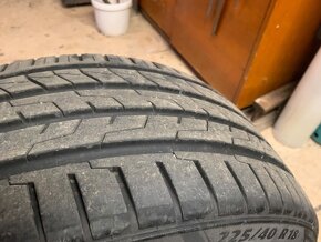 Letné gumy 225/40 r18 - 3