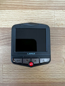 Auto kamera Lamax Drive C7 + SD karta 32GB - 3