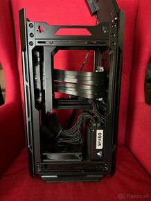 Phanteks Enthoo Evolv Shift Air skrina + Corsair SF450 zdroj - 3