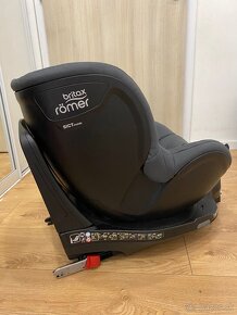 Otočná autosedačka Britax-Römer M Dualfix i-size - 3