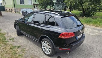 VW Touareg, 180kw, 223tis km, ACC, Panorama, Tazne - 3