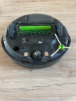 Lacno predam roboticky vysavac iRobot Roomba i7 - 3