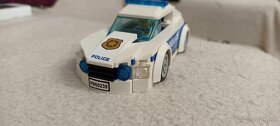 LEGO® City 60239 Policajné hliadkové auto - 3