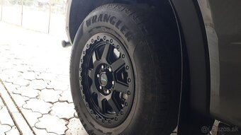 ford ranger 255/65 R18   stred.dier 93,1 et 55 - 3