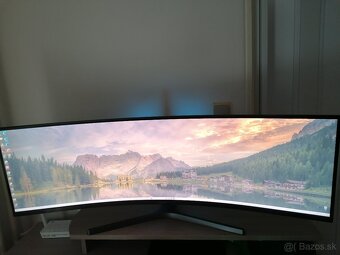 Samsung crg9 49 herný monitor - 3