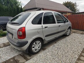 Citroen Xsara Picasso - 3