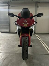 Yamaha R1 2015 - 3