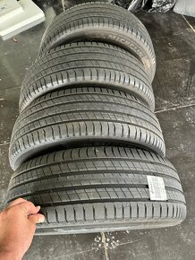 Predám 4 ks letné komplet pneu 235/60 r18 - 3