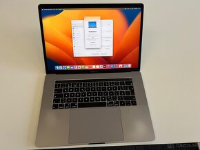 MacBook Pro (15-inch, 2019) - 3