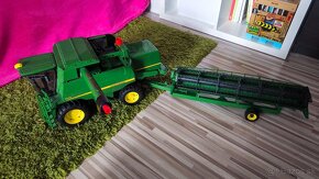 Bruder kombajn John Deere T670 - Bruder 2132 - 3