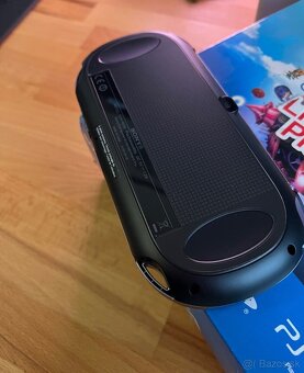 PS VITA - 3